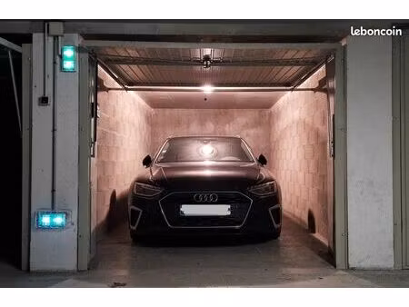 garage fermé – lyon 1° - angle quai st vincent/montée de la butte