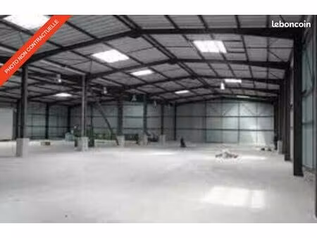 local d'activité 654 m²