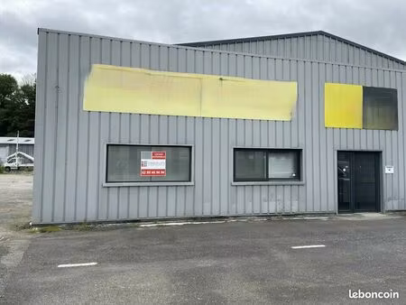 local d'activité 600 m²