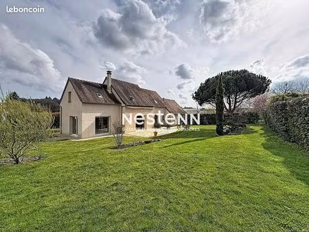 propriété 6 pièces 170 m²