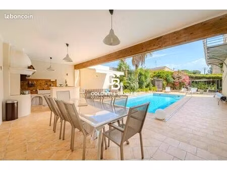 maison de ville 5 pièces 193 m²