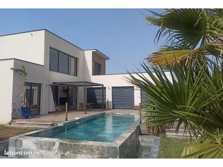villa moderne 165 m² – prête à habiter – piscine