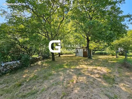 terrain 666 m² chancia