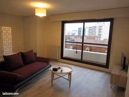 beau t1 bis meublé balcon et parking