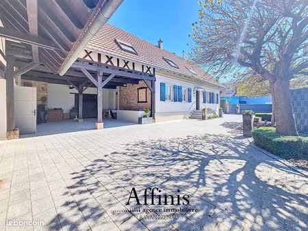 ferme 10 pièces 297 m²