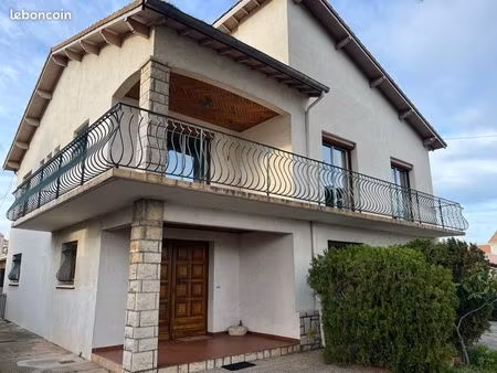 maison individuelle avec grand terrain