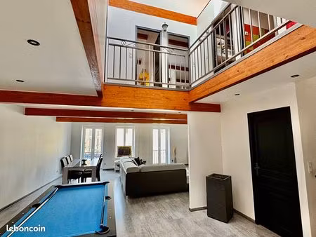 maison 5 pièces 160 m²