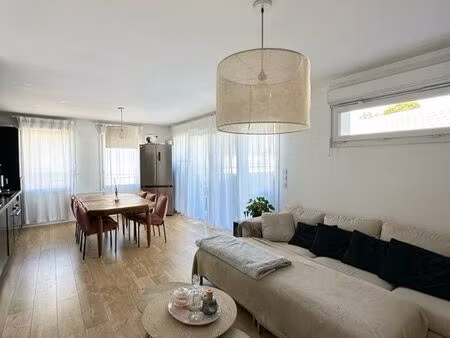 appartement 65 m² + terrasse 55 m² avec possibilité garage double en sus