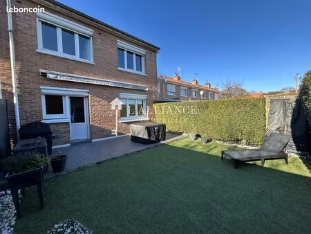 maison 4 pièces 80 m²