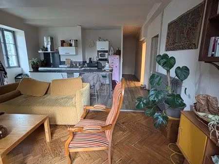 rare magnifique t4 avec jardin