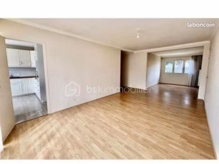 à louer appartement / profession libérale t5