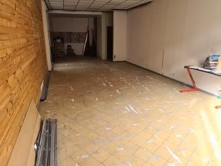 local commercial centre-ville courpière 60m²