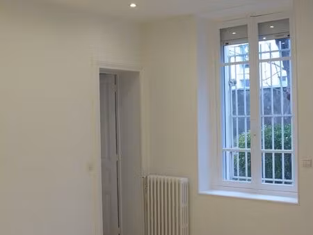 local commercial -bureaux paris 12e