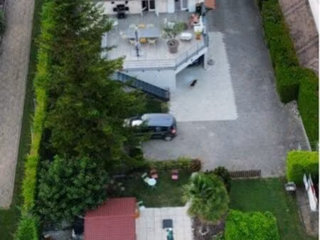 maison individuelle +90 m² avec piscine sur terrain de 1200 m² – proche la pardieu / bréze