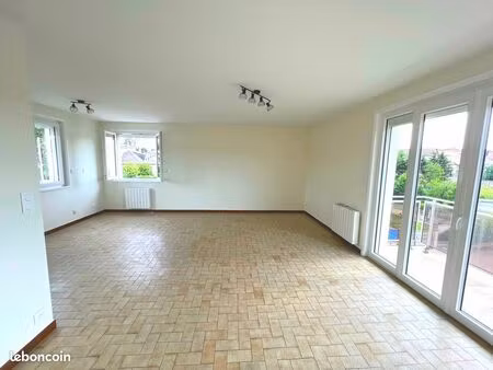 studio 1 pièce 39 m²