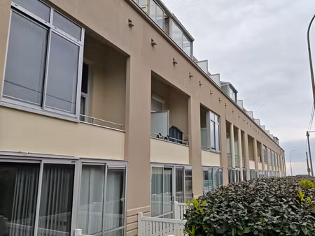 a vendre studio mezzanine proche mer