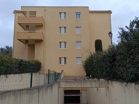 a vendre garage fermé domaine la coudoulière