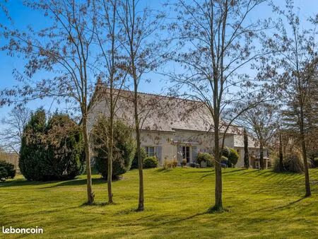 chalet 8 pièces 228 m²