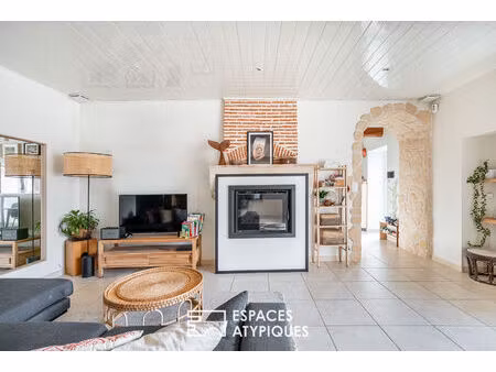 maison de charme rénovée au coeur du village de fareins