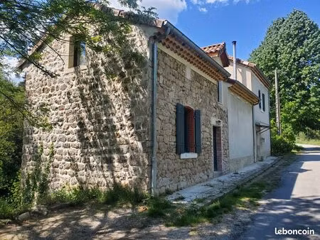 maison en pierre 4 pièces 130m²