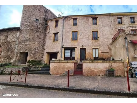 immeuble 8 pièces 166 m²