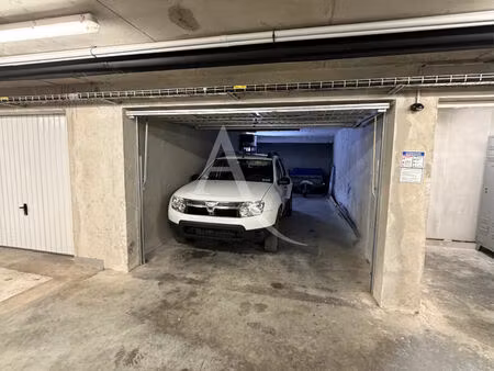 a vendre garage double et sécurisé dans résidence récente attignat