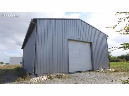 local en zone artisanale