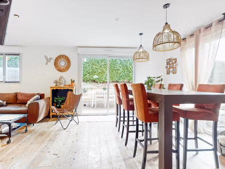 alby-sur-chéran - maison mitoyenne récente - trois chambres - garage - terrasse et jardin