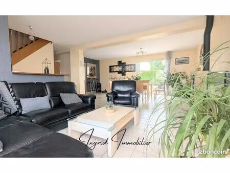 maison 6 pièces 142 m²