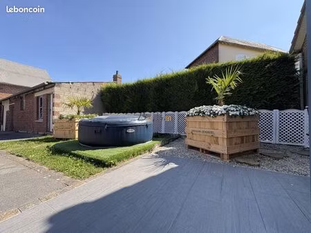 maison 5 pièces 203 m²