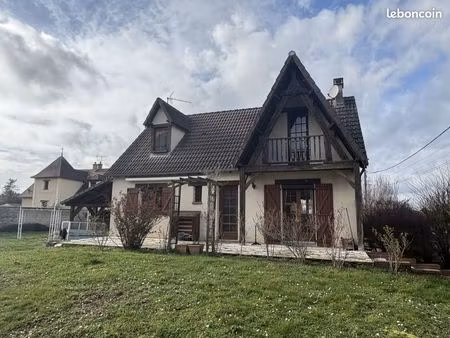 pavillon 4 pièces 94 m²