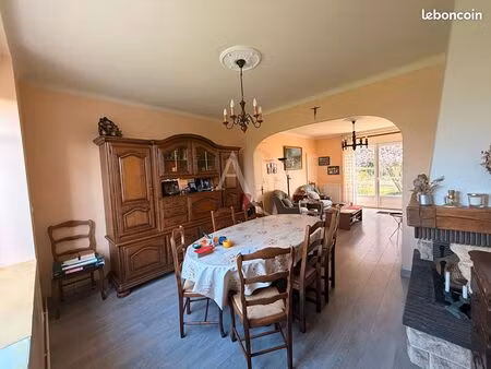 maison 7 pièces 130 m²