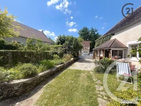 longère 10 pièces 248 m²