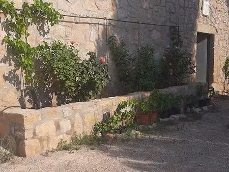propriété rurale de 14 hectares située à flix (tarragone)  en catalogne  espagne  avec vig
