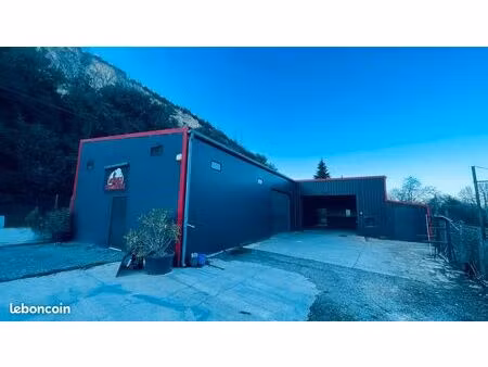 atelier  garage   local commercial