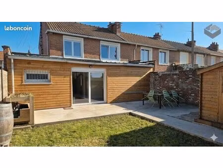 maison 5 pièces 105 m²