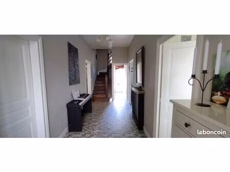 vends maison 242m² de caractère de 1902 dans village calme toutes commodités