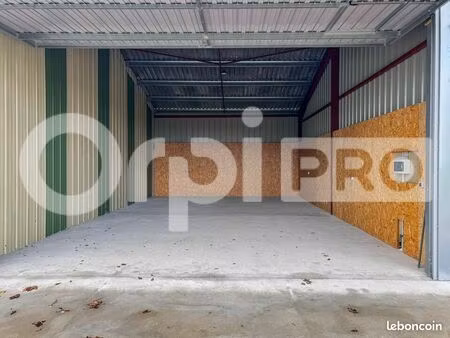 local d'activité 120 m²