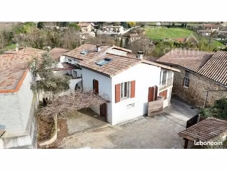 maison 6 pièces 97 m²