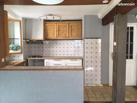 maison de ville à louer