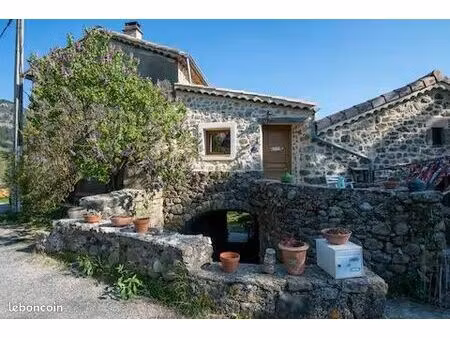 maison 85m2 -1000m2 de terrain