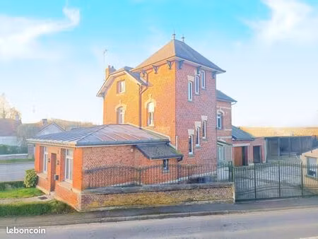 maison 6 pièces 185 m²