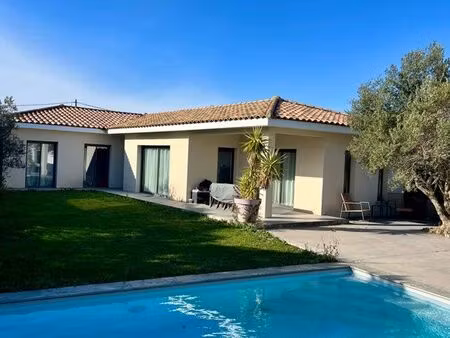 villa en l dans impasse privée . a visiter