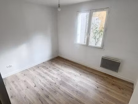 appartement t2 rez de chaussée - 34m² st maixent l'ecole