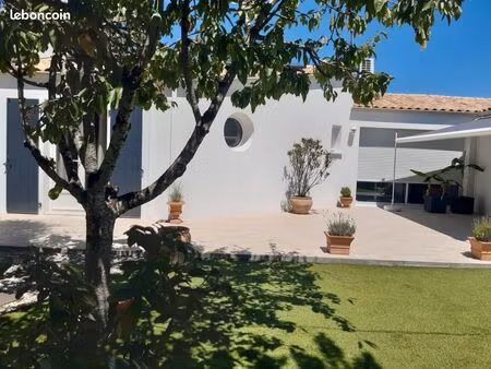 maison plain pied marennes oléron avec 2 studios