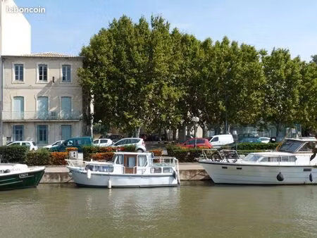 loue beaux bureaux de 25 m² à 50 m² très agréables  idéalement placés  à deux pas du centr