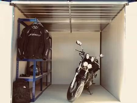 box de stockage 6 m² sécurisé – hyper centre saverdun – accès voiture / remorque