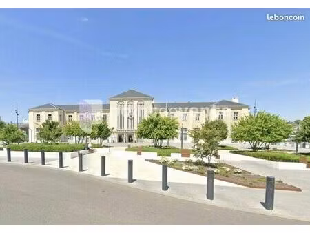 local commercial 85 m²