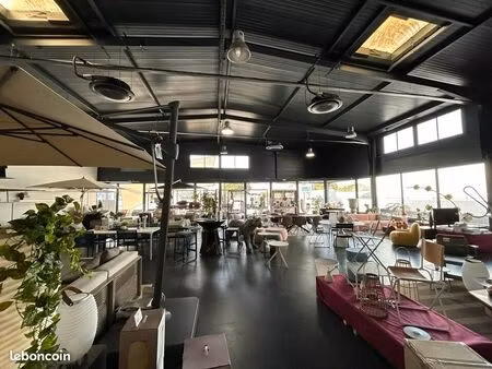 local commercial 840 m² mauguio