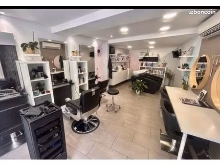 salon de coiffure à vendre – lansargues – petit loyer – clé en main